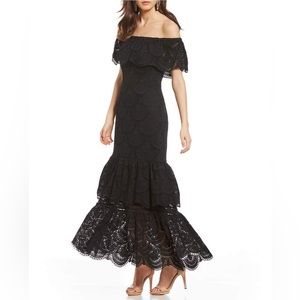 Gianni Bini Laney Tier lace dress